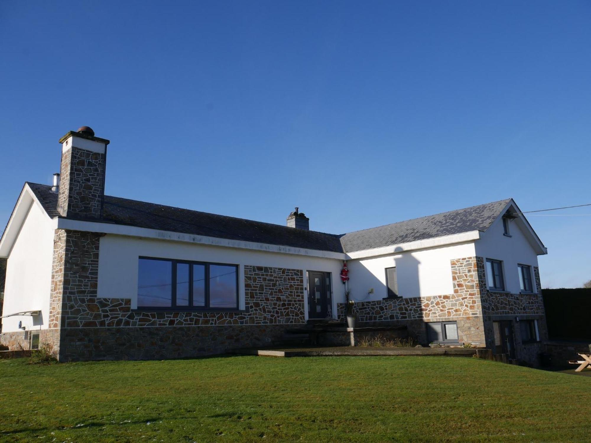 Sophisticated Holiday Home In Lierneux Near Forest Zewnętrze zdjęcie